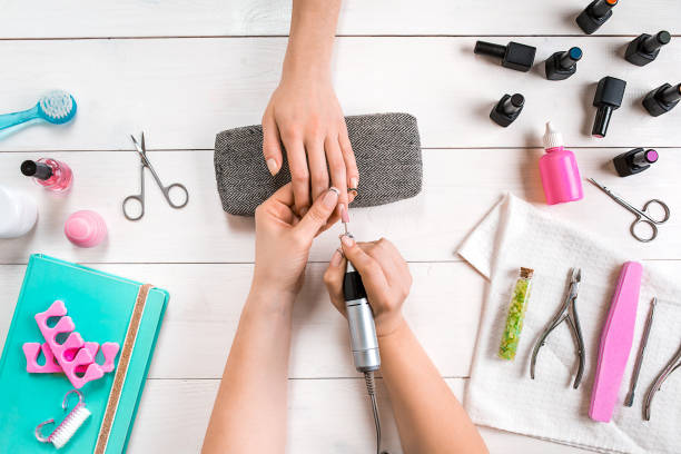 How to Select A Good Electric Nail Drill?