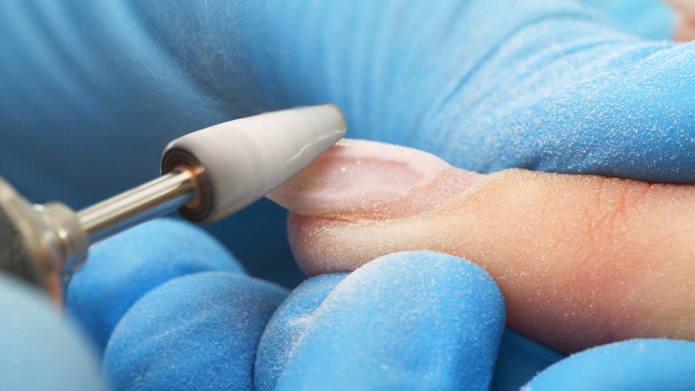 Picking the Best Drill Bit To Remove Acrylic Nails