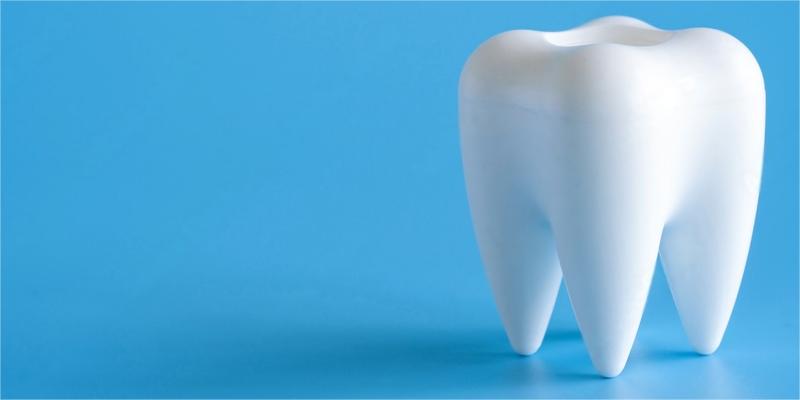 Teeth Whitening Truths and Lies